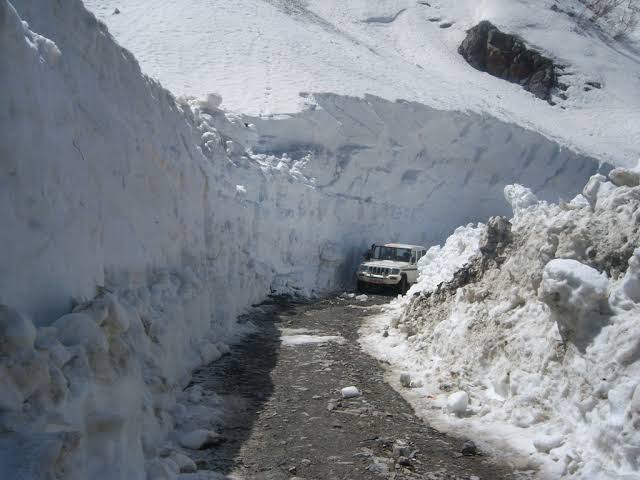 Rohtang Pass, Himachal Pradesh