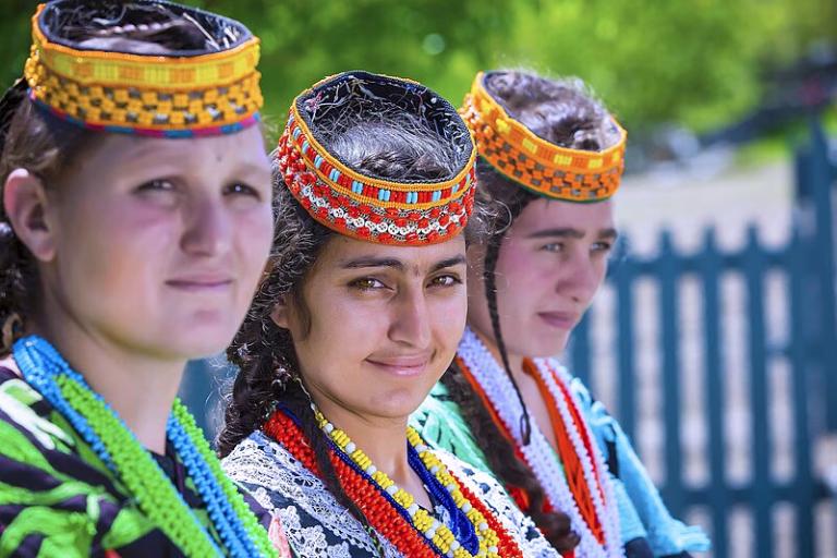 7 Unusual Places: People Are Born Differently 6 Unbelievable place